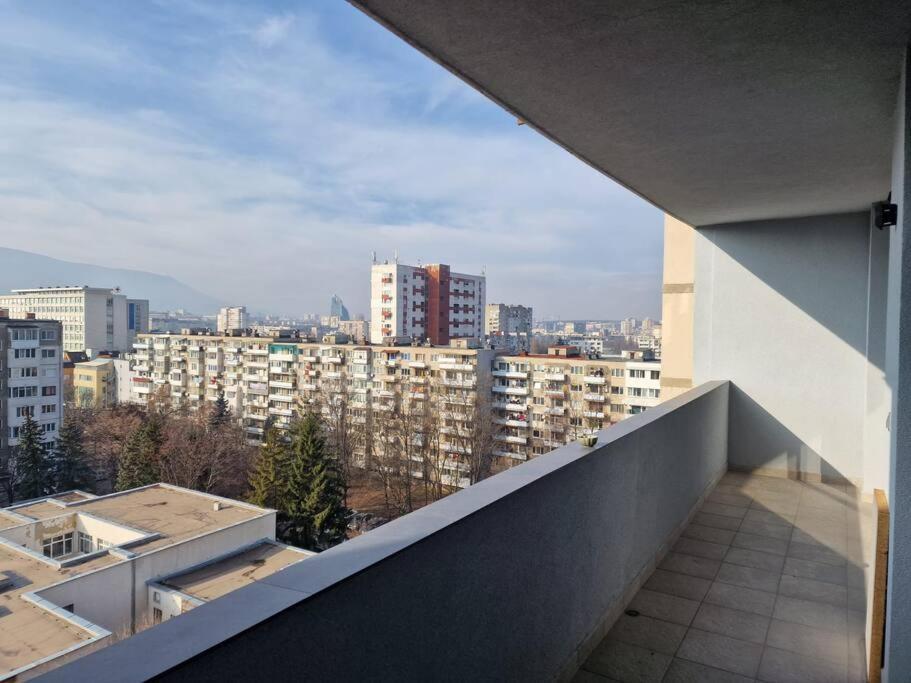 Very Spacious & Modern 3Bed Near Airport & Centre Sofia Exterior photo